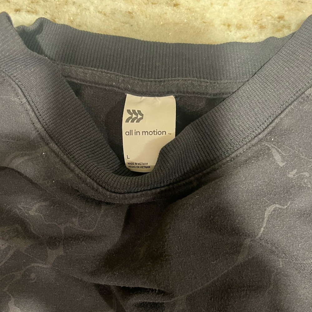 Sweatshirt - Picture 3 of 5